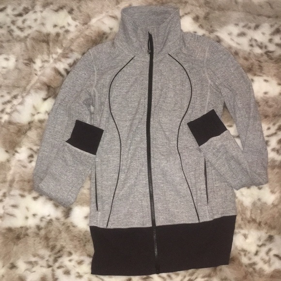 lululemon athletica Jackets & Blazers - Lululemon hoodie✨
